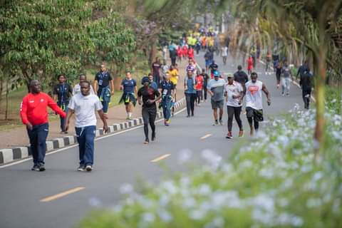 ItsChirchir's tweet photo. President Kagame and First Lady Jeannette Kagame joining Kigali residents today for the bi-monthly #CarFreeDay. #Climateaction #Commonhealth https://t.co/hqt4og4GhZ