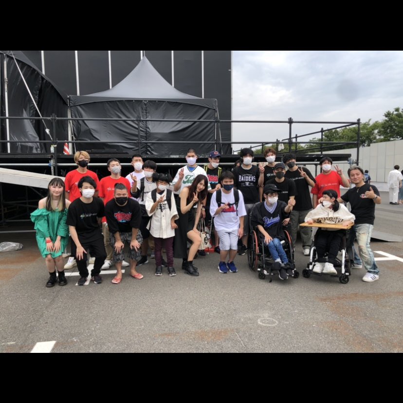 akashic_2022's tweet photo. Thanks for coming to Odaiba to see us! The incredible players from PARA eSports and we really enjoyed the stage, and hope you did too!!

ご来場くださった皆様、応援してくださった皆様、ありがとうございました！

#パラesports協会 
#odaibalive
#supermusicfestival2022 
#akashicrecords https://t.co/ofx5QWXrC4