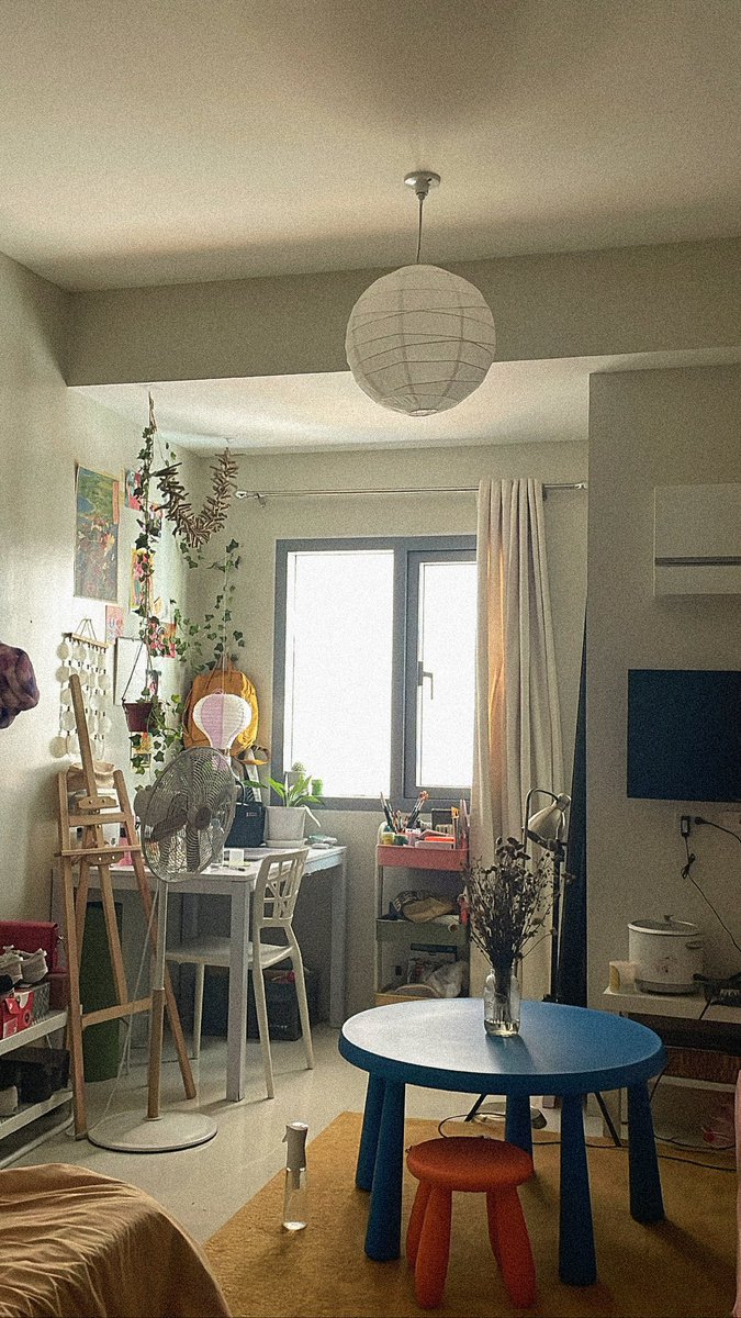peachsgirI's tweet photo. AAAA my space is so pretty !! ! 🥹🫶🏻💐✨ https://t.co/jLnDkcel1y