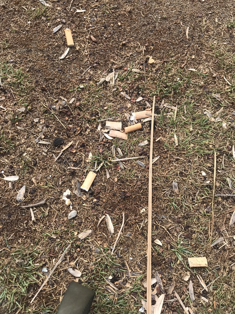 MateosAraceli's tweet photo. #playasmálaga #costamálaga #CambioClimatico #málaga #Andalucía fotos de la playa, al lado papeleras. Porque al #malagueño no le gusta cuidar sus #playas? No cuida su entorno? No le gusta conservar la naturaleza? https://t.co/L2ls0Zbscg