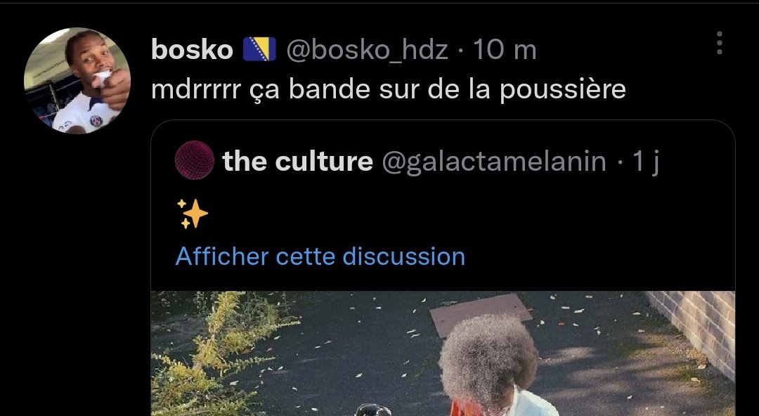 Manmandilo's tweet photo. J'ai screen tous les gens plus bas que Satan qui comparent ces enfants à des animaux, leur afro à de la saleté, les complexées persuadées que pas de boucle = pas d'hydratation, ceux qui jugent la qualité de la photo comme si elle était destinée à vogue, bref, des gens à bloquer: https://t.co/xqZm06gIFC
