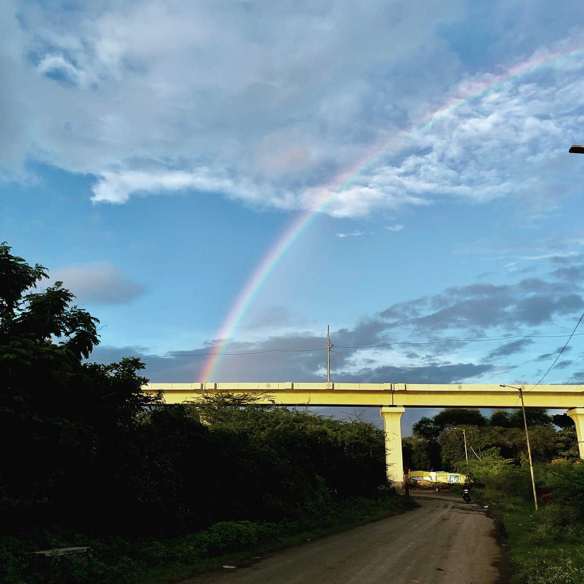 JatinBhhavsar's tweet photo. #Rainbow on #punemetro #MissYouSachin #Apple #postrain #instaclick #shotoniphone12promax https://t.co/ORno03L2qq