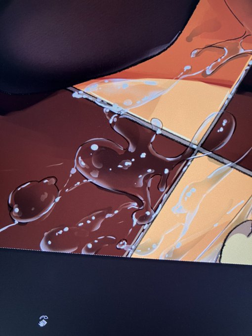 水滴描いてます 