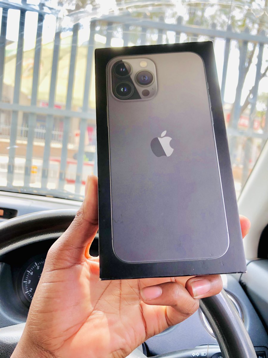 Tanthwe2's tweet image. ✅iPhone 13 ProMax 
✅256gb
✅Brand New
MK1,650,000
Lilongwe 
0997177690
#readilyAvailable #UKversion