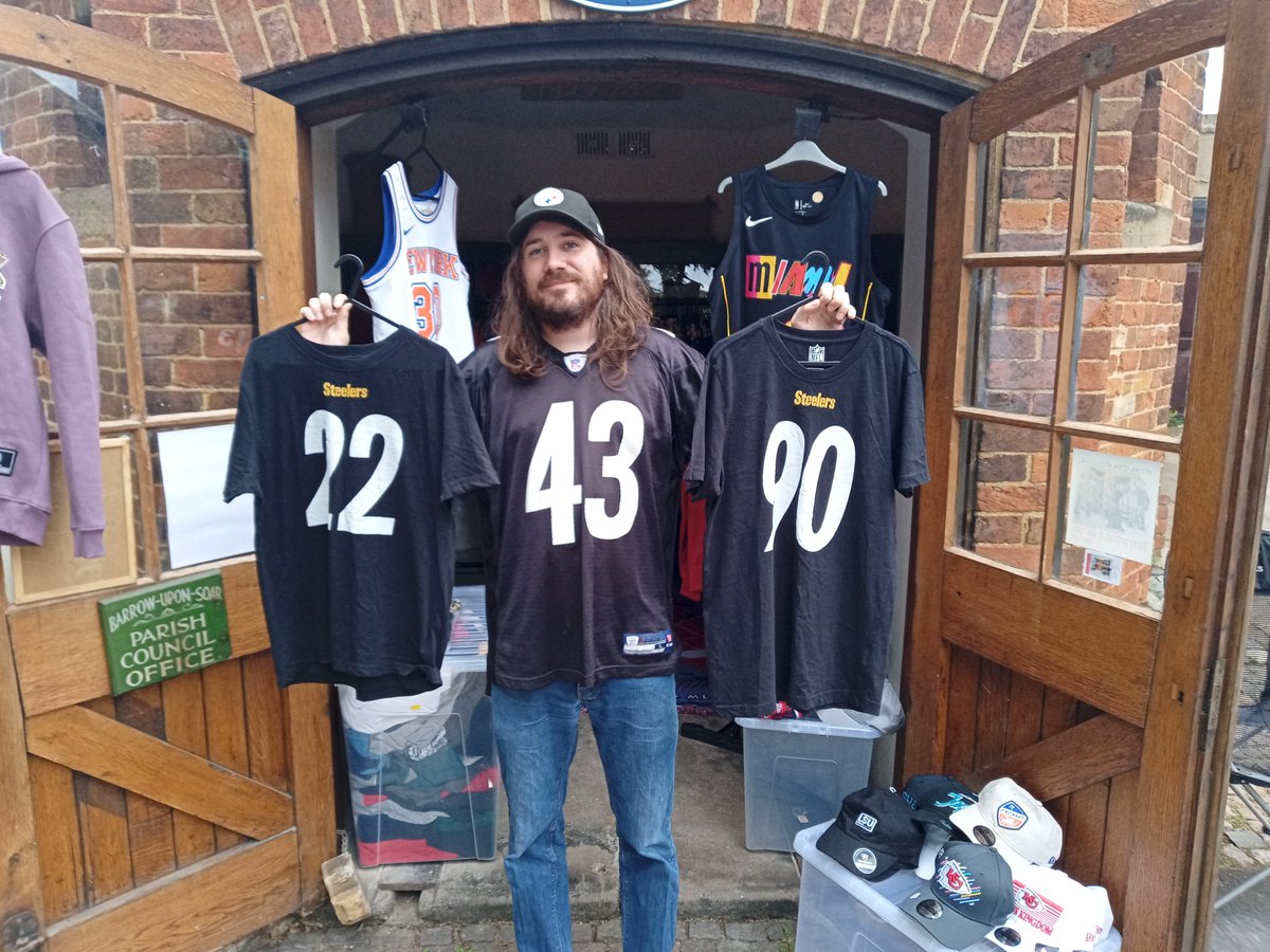 Great to have <a href="/MESHNFL/">Mark Hanson</a> pop by for some more Steelers merch! Great to see you again buddy 👍
