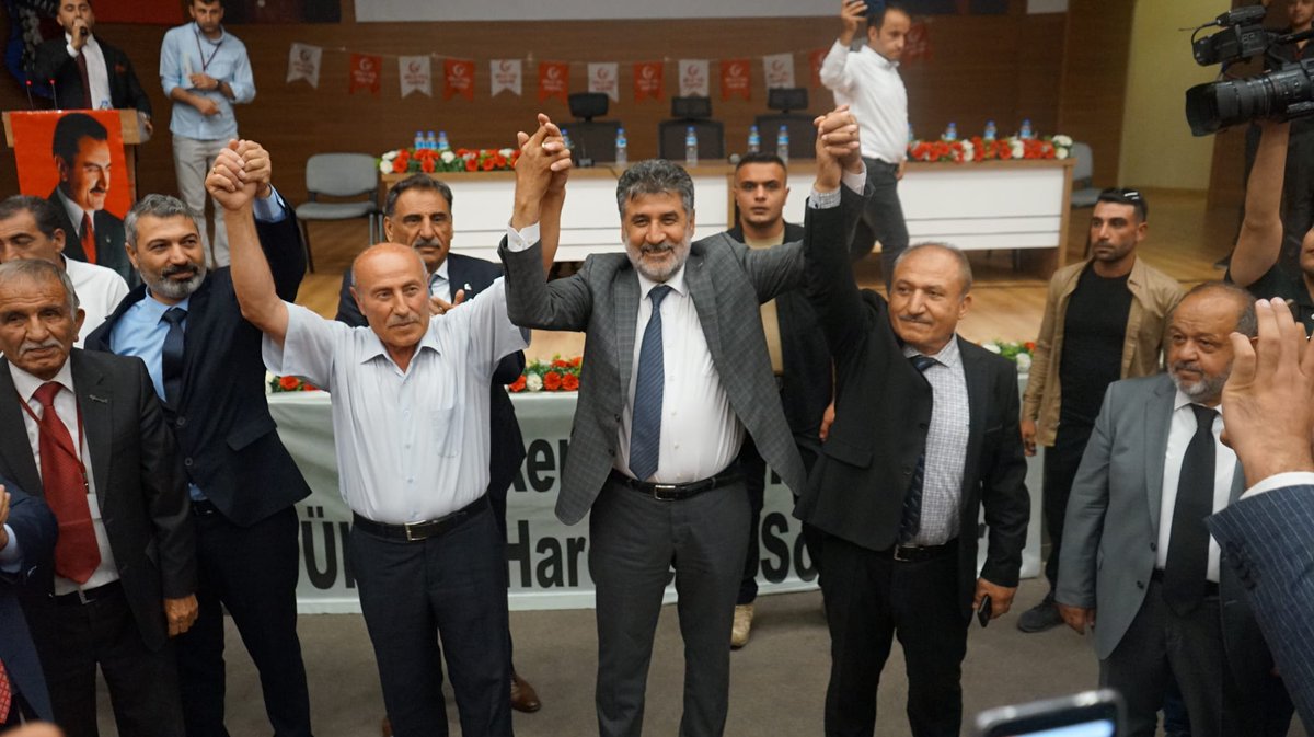 milliyolgm's tweet photo. Şehit liderimiz Muhsin Yazıcıoğlu'nun Ağabeyi Yusuf Yazıcıoğlu, onur konuğu olarak Kayseri İl Kongremizi teşrif ettiler. https://t.co/uis38mnAdL