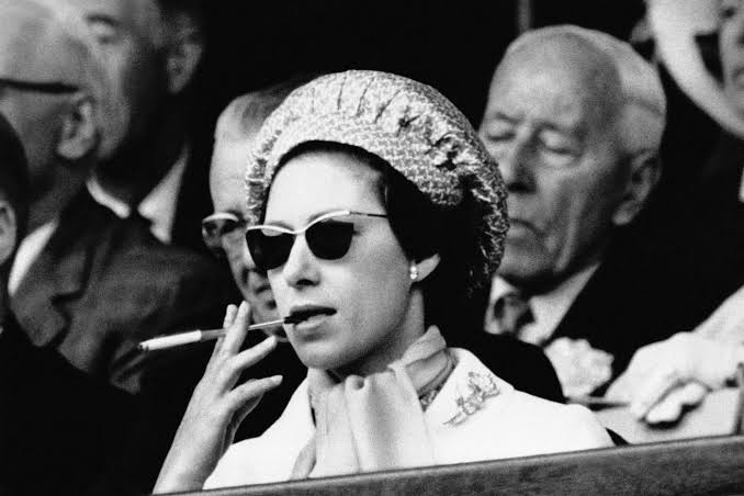 FollowerRoyal22's tweet photo. Princess Margaret was born on this day in 1930. The most beautiful princess, a sassy sister and a naughty aunt to the Queen's children.
.
.
.
.
#princessmargaret #margot #countessofsnowdon #royalfamily #Royal https://t.co/1s5WljKS0R