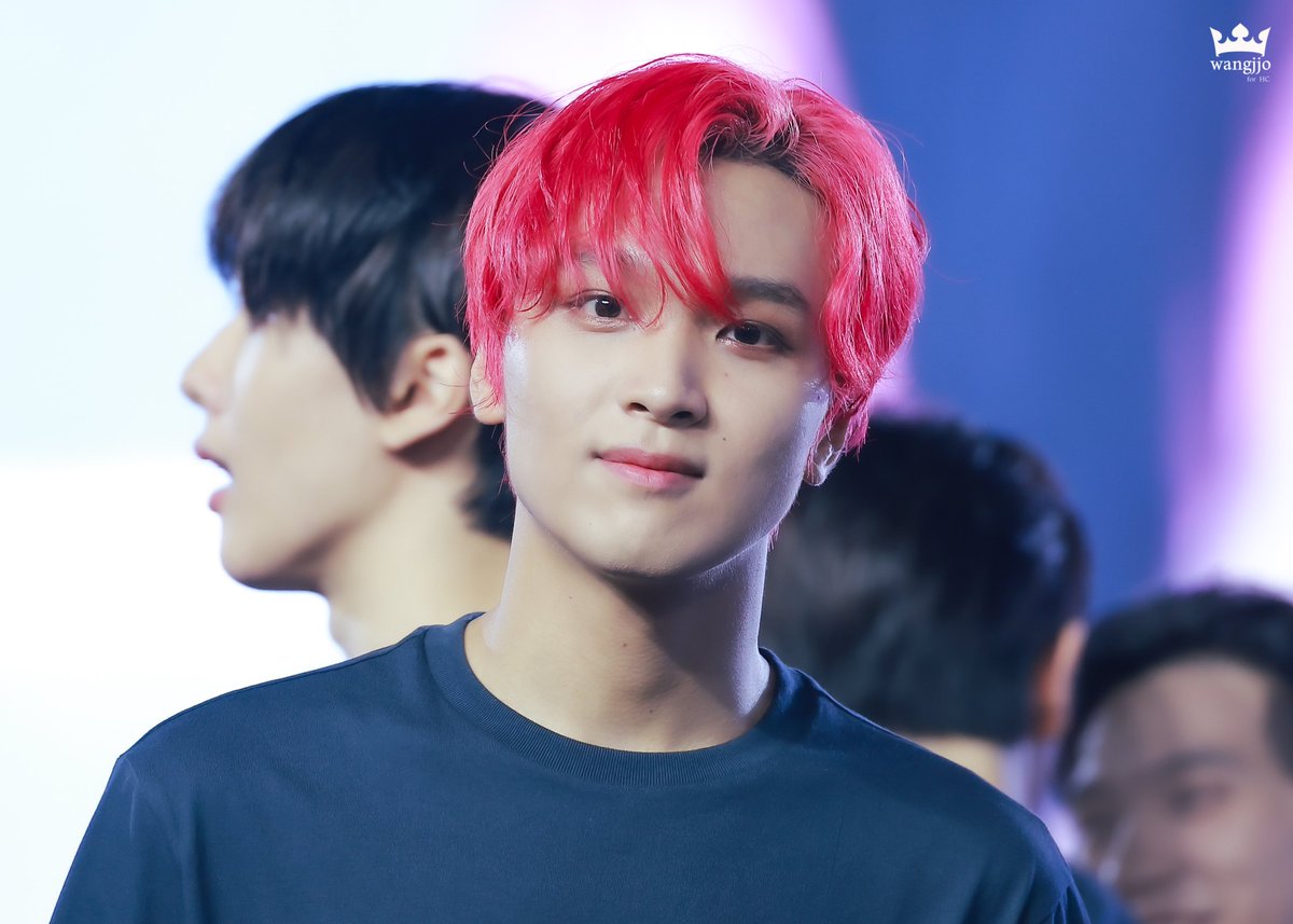 kingwangjjo's tweet photo. 220820 SMT 수원 슴콘
#해찬 #HAECHAN #NCTDREAM #NCT127
진짜 이렇게 다정해도 되나,,,🥹 https://t.co/iVkz1c4Lhv