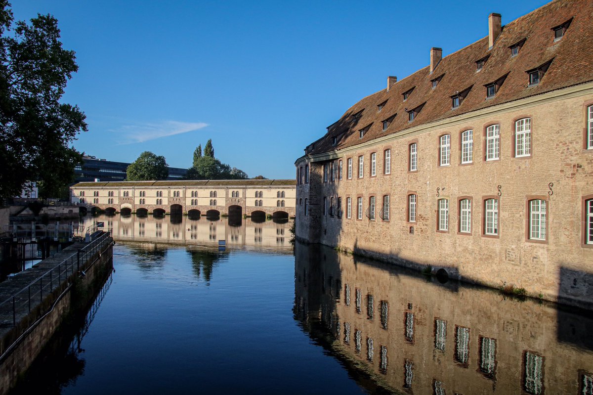 david_g_cooper's tweet photo. #60InAugust DAY 2️⃣1️⃣

🇫🇷 Strasbourg still……
Out early to beat the crowds and the light was better……
Ponts Couverts de Strasbourg and
La Petite France https://t.co/QL7kQy1W22