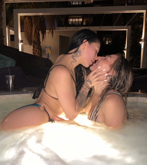 @ALICEREID97_ and I got steamy in the hot tub tonight 😈 https://t.co/WIqJQ8cMMO<a class="tags" target="_blank" title="On Twitter" href="/?out=eyJ0eXAiOiJKV1QiLCJhbGciOiJIUzUxMiJ9.eyJpYXQiOjE3MjI0NTYzMzAsImlzcyI6InR3cG9ybnN0YXJzLmNvbSIsIm5iZiI6MTcyMjQ1NjMzMCwiZXhwIjoxNzUzOTkyMzMwLCJyZWRpcmVjdF91cmwiOiJodHRwczovL3R3aXR0ZXIuY29tL0FMSUNFUkVJRDk3XyJ9.RnM5EoT_O1aAZHICCAf_GWXphrjcNOofupiICD4U60w7ZnqqkuhQisdOvYCV79sDpNVXlD7-Xa-FYdZAM6oRJg">@ALICEREID97_</a><a href="/tag/hustle"class="tags"><span>#hustle</span></a><a href="/tag/boobs"class="tags"><span>#boobs</span></a><a href="/tag/stripper"class="tags"><span>#stripper</span></a><a href="/tag/onlyfans"class="tags"><span>#onlyfans</span></a>