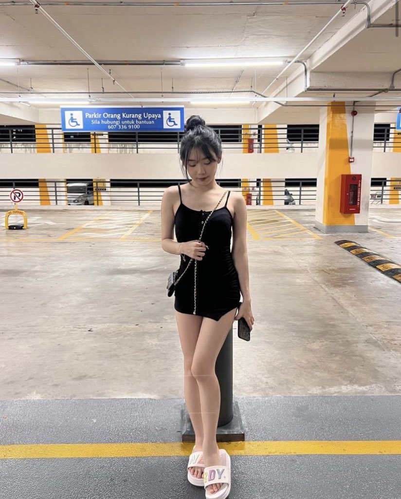 长这样可以 当你的炮友吗