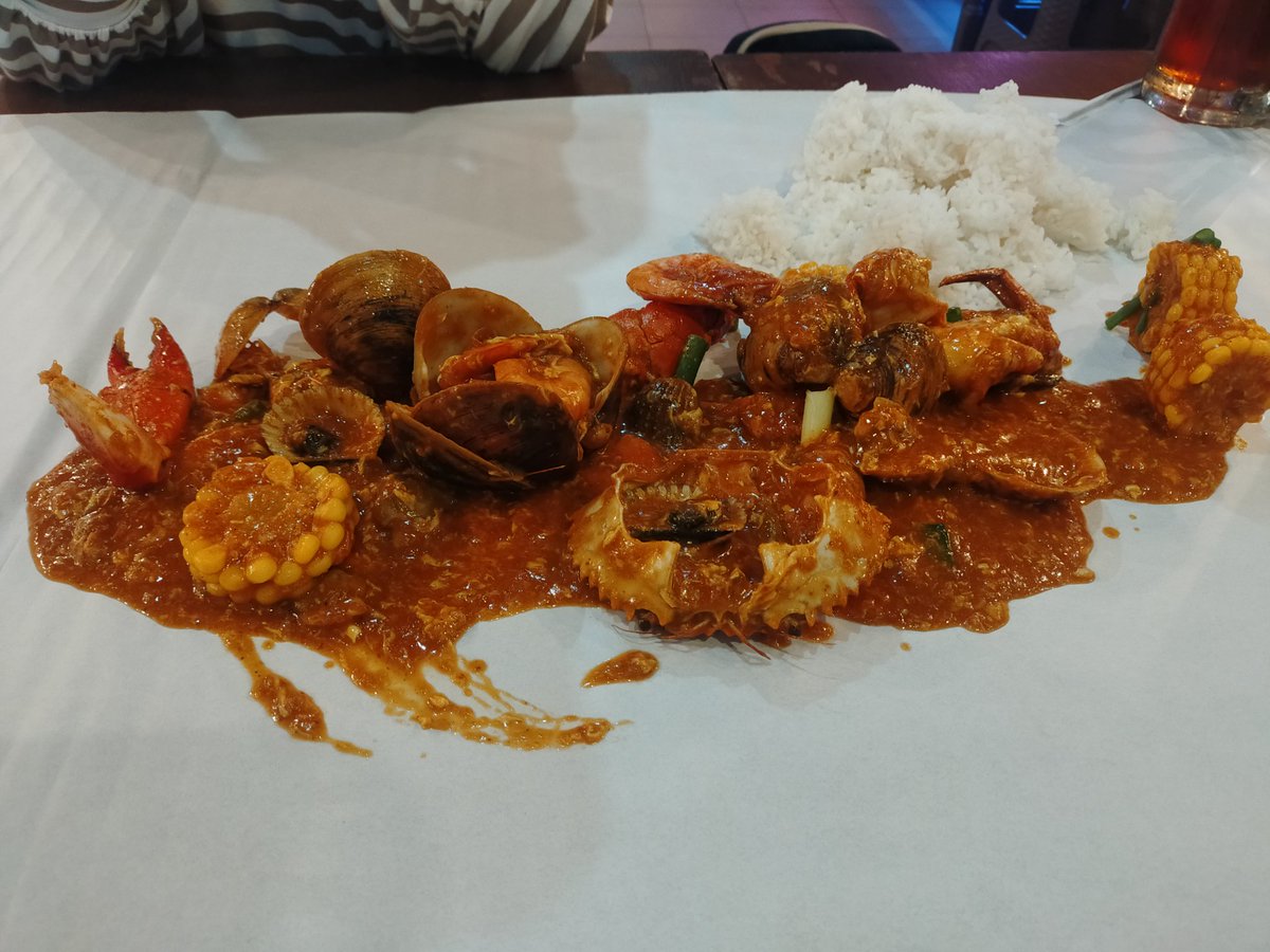 twitecak's tweet photo. Nom Nom~ https://t.co/w9mDUGhfdU