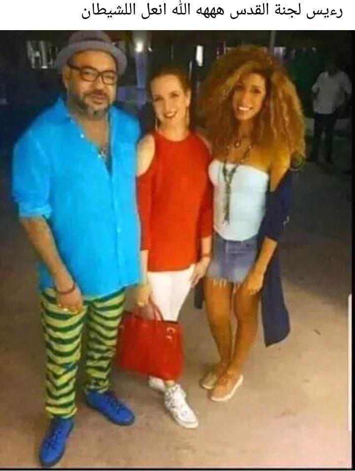 kadern17ge's tweet photo. @US_World1 زريبة اسسها المرشال الفرنسي هوبير ليوتي الذي تمثاله مزال شامخ وسط الدار البيضاء 
يحكهم شا🏳️‍🌈 اسمه امير المؤمنين 🤣🤣 🏳️‍🌈🇲🇦 https://t.co/KYiB2QyHY2