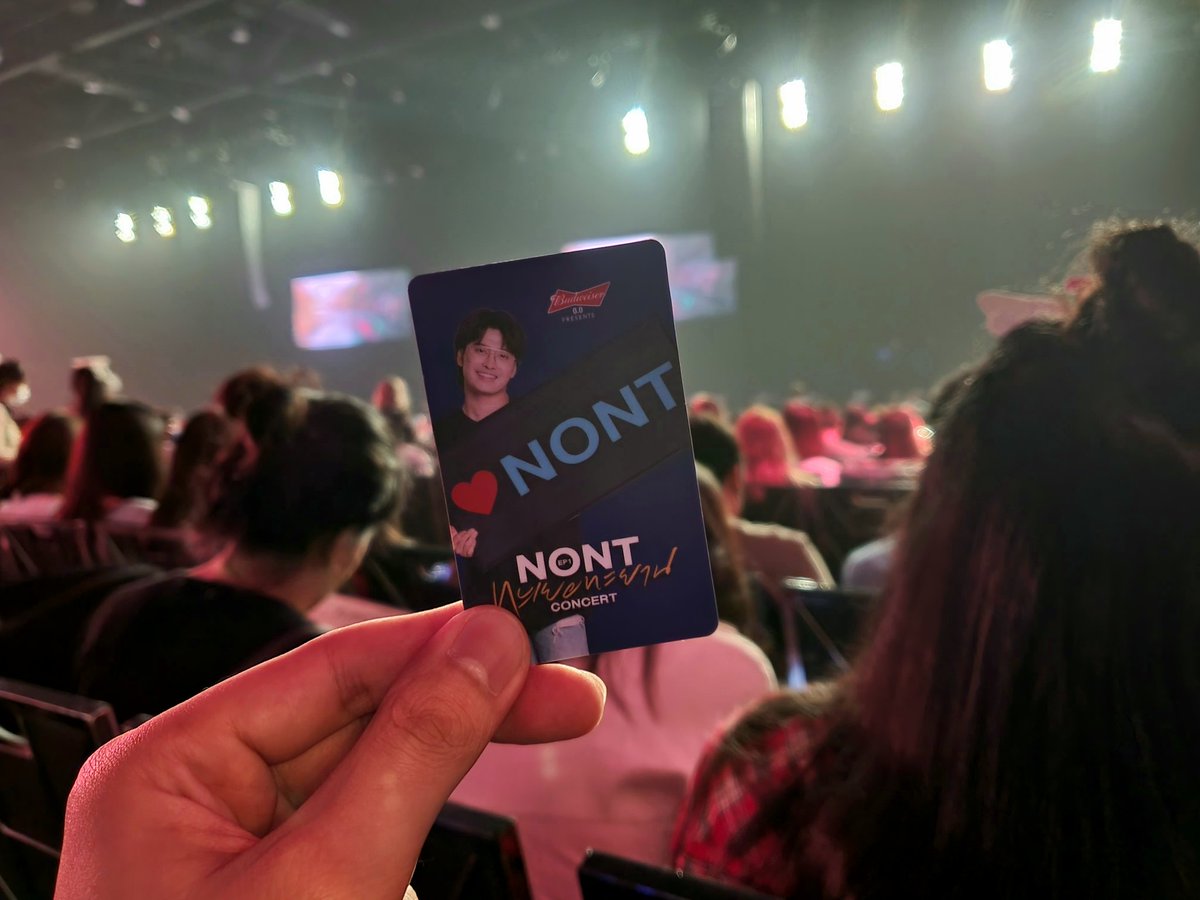 Thun_ToEy's tweet photo. ✌️🎤🎶#NONTEP01ทะเยอทะยานDAY2 https://t.co/plW4pIGK1e