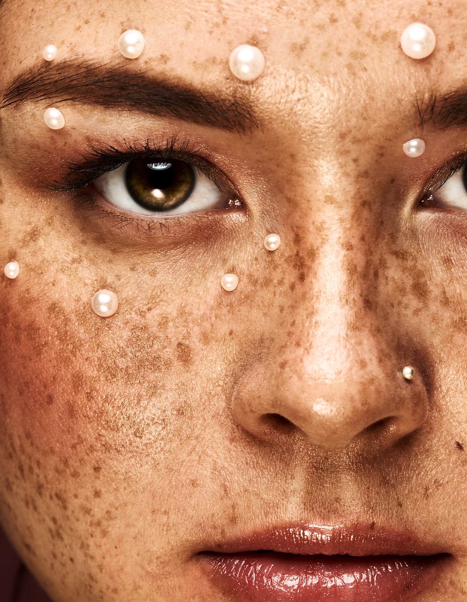 aelindholm's tweet photo. Cecilia #beauty #nikonphotography #macro #portraitphotography #profoto https://t.co/ernDthlTsa