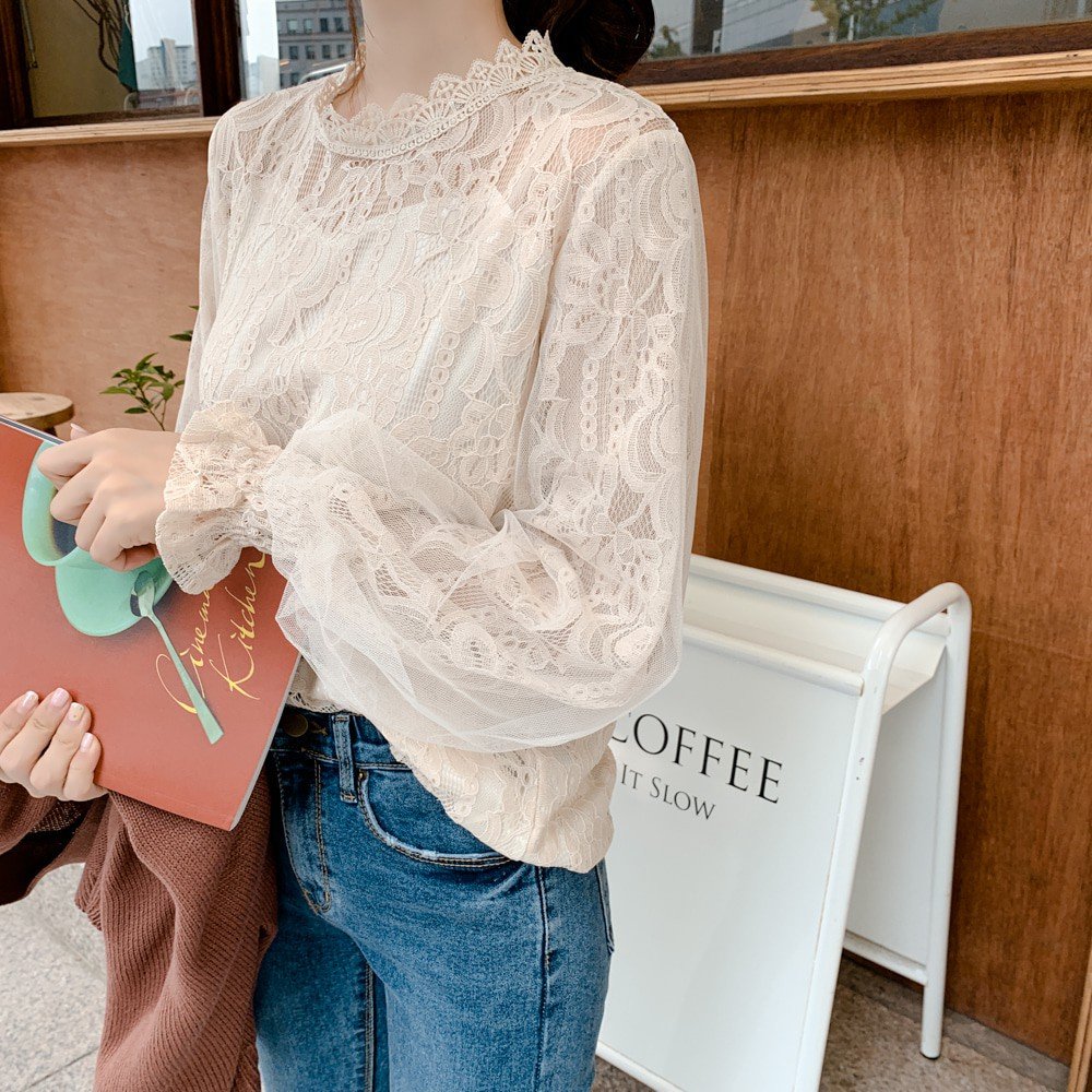 noturaff's tweet photo. Blouse Korean 
Under 100k🥺
Motif detailsnya cuantikkk bgtt
Pilihan warnanya ada black, beige, white🌺
Link produk https://t.co/f9tWxxEMRS https://t.co/tYvQUB5cpm