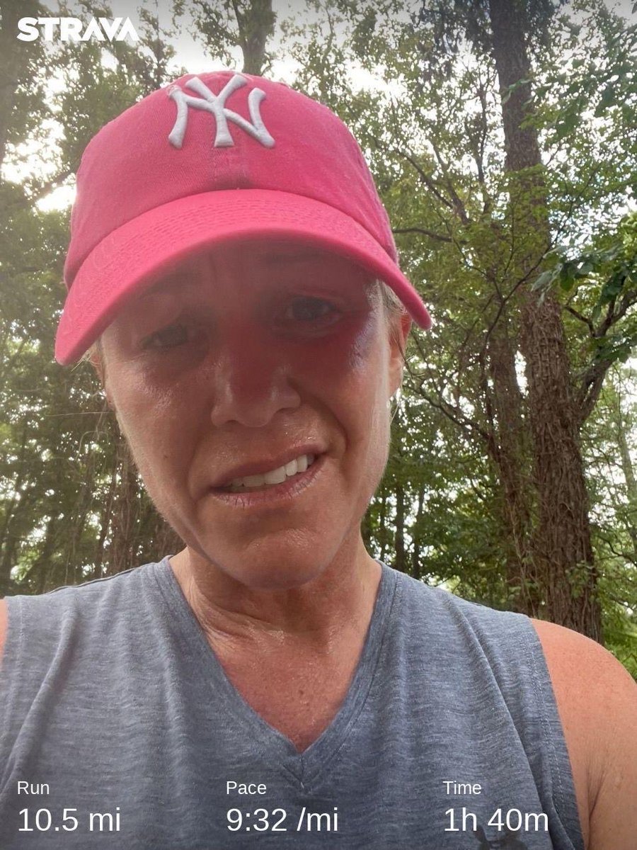 Lunchbox081978's tweet photo. Leg simulations in 24 hours In prep for #blueridgerelay 3 weeks to go. #run #running https://t.co/jV0pKh1Cnp