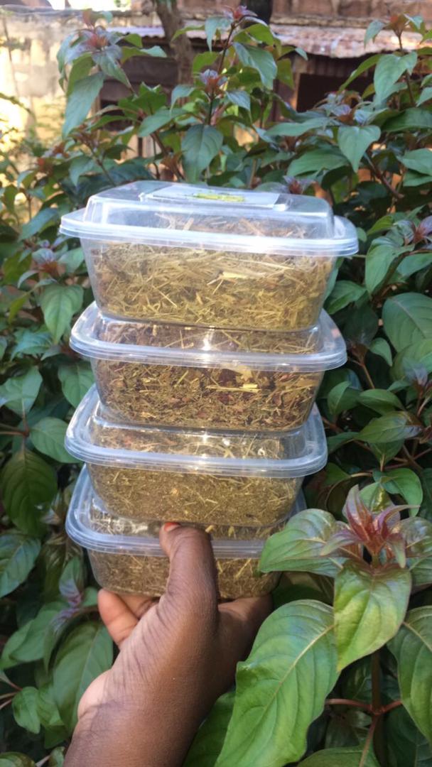 ShafancyM's tweet image. Come and patronize me please tea mix/kayan shayi 

We have them in different flavours
📌Tea mix
📌 Hibiscus tea mix
📌 Pineapple and coconut tea mix
📌 Goriba tea mix
At affordable prices₦500/1k
Location Sokoto State
We deliver nationwide 🌝