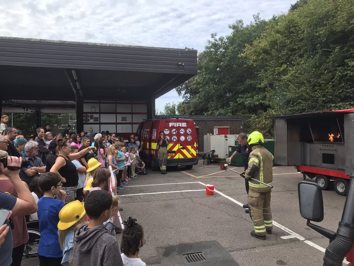 Fabulous Open Day down at Bohemia Road today. Great turn out from our community and well done White Watch… thankyou to our partners and teams within ESFRS.