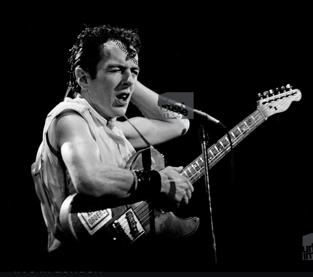 Happy heavenly 70th birthday to Joe Strummer   