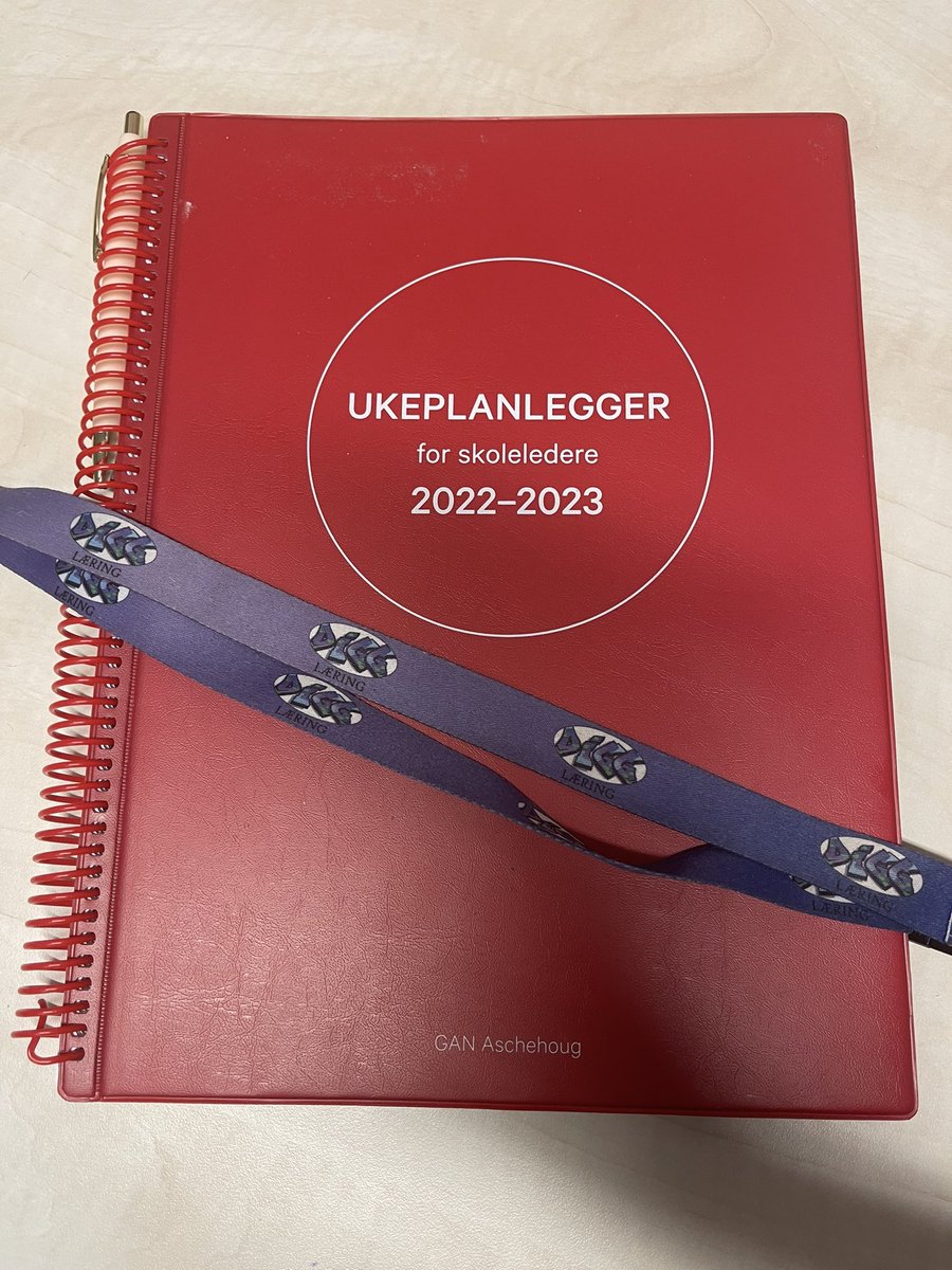 Ny stilling og nye utfordringer. Gleder meg til å ta fatt på jobben som avdelingsleder på #knappskogskule sammen med <a href="/DiggLaering/">Digg Læring - Ingvild</a> #digglæring
