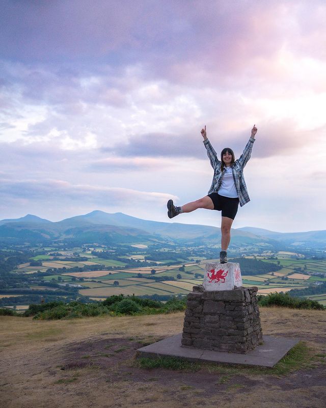 They made it!

Use #explorebreconbeacons to be featured

📷© @walkingwithlauren