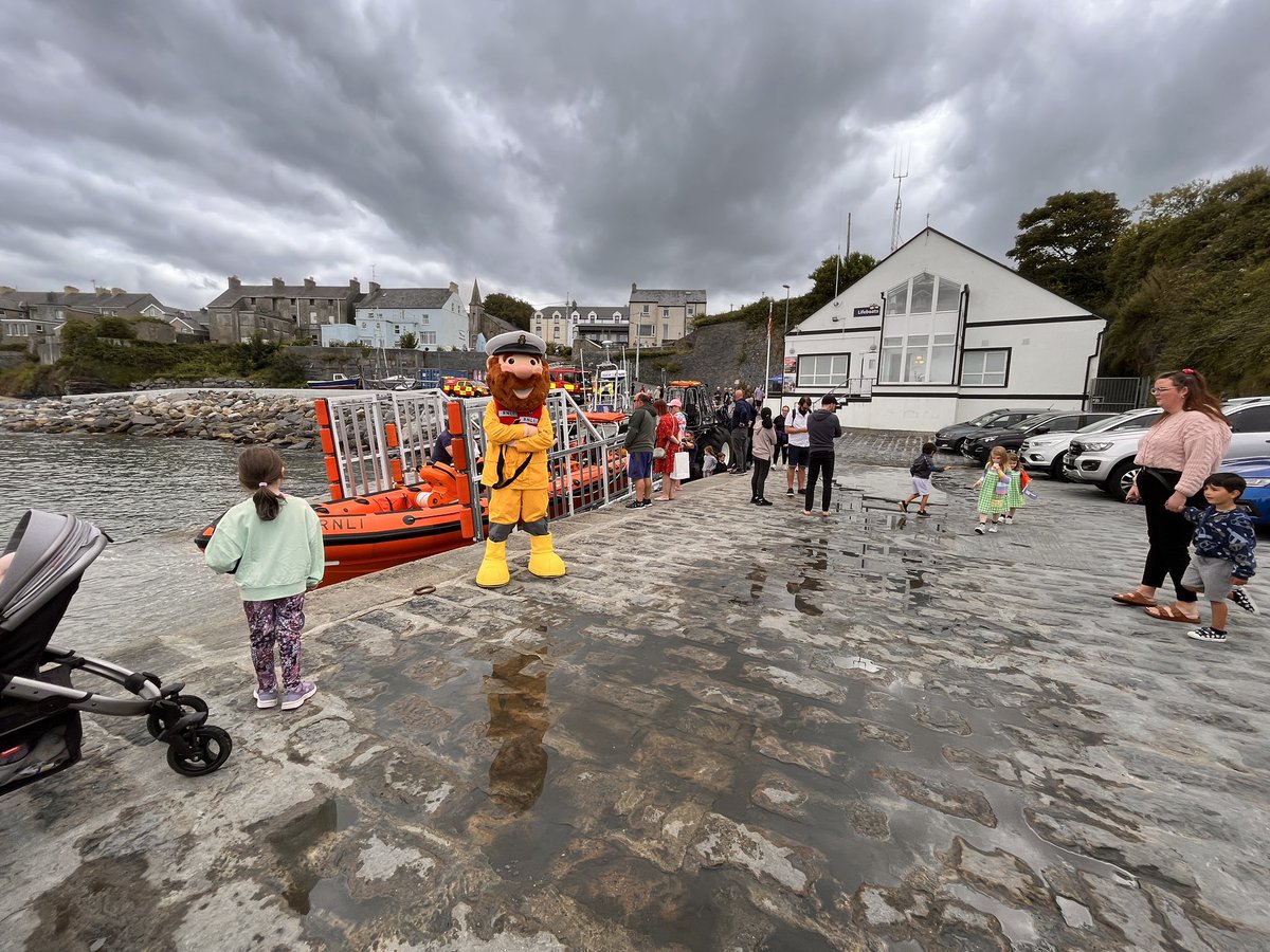 Atlantic85's tweet photo. A wonderful day had by all at our Emergency Services Open Day. Thanks to everyone who came down as well as our @RNLI colleagues from @SligoBayRNLI &amp; @GardaTraffic, @AmbulanceNAS, @DB_CFR and @donegalcouncil #FireService https://t.co/zNhbaxRCyA