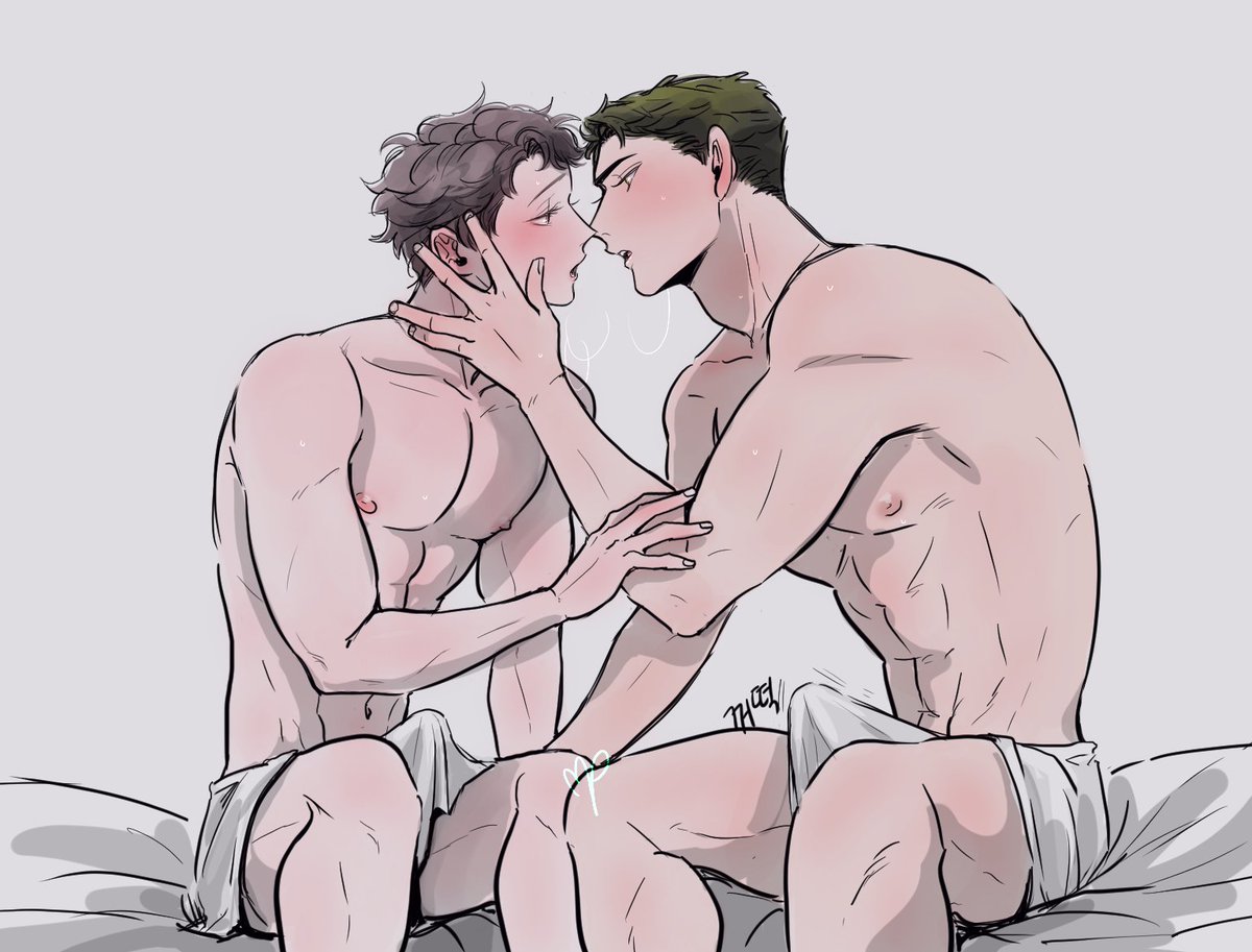 MintishP's tweet photo. ⚠️nsfw - drunk kissing

키쓰궁합 개맛도리라 당황한 우시오이😋

🥒OH GOD Ushiwaka-chan..🙊
🐮I know, this is amazing https://t.co/FCaJe8b6ix