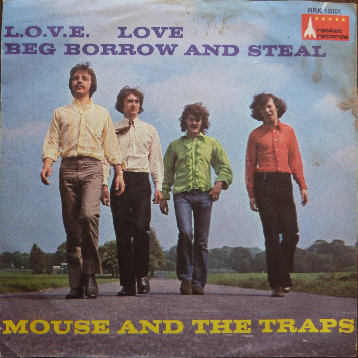 Here you're my latest 60s garage rock and punk session recorded at home spinning some of my favorite 45rpms. mixcloud.com/cinnamondj76/6… #60sGarage #60sGaragePunk #60sGarageRock #vinylonly #7inchvinyl #cinnamondj Hope you like it!