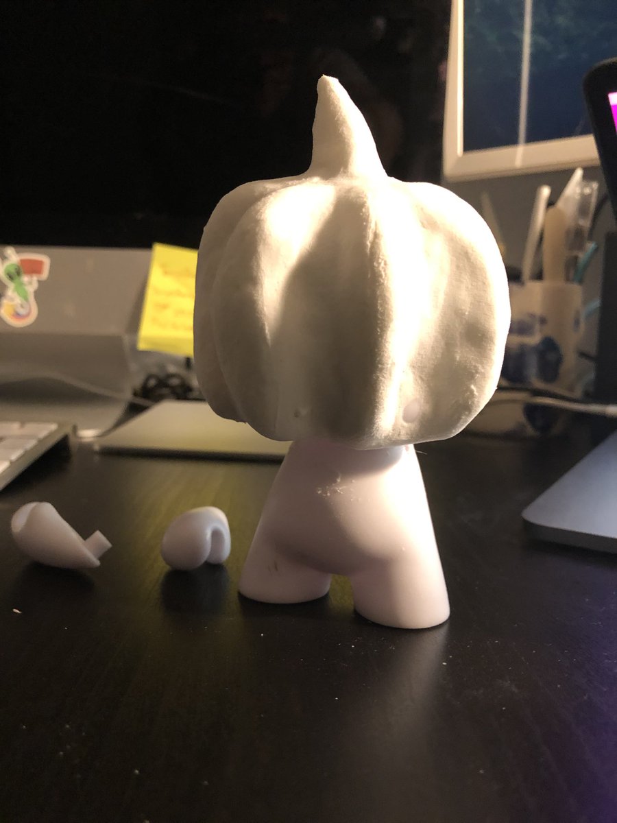 squashsquadnft's tweet photo. Oh just making a #munny vinyl doll squashsquad. I want to launch our squad but husband says I need to be more interactive so hi my 30 followers! Nice to meet you 👋🏻 #sundayvibes #NFTGiveaways #WomenInNFT https://t.co/igzf7x2Rkd