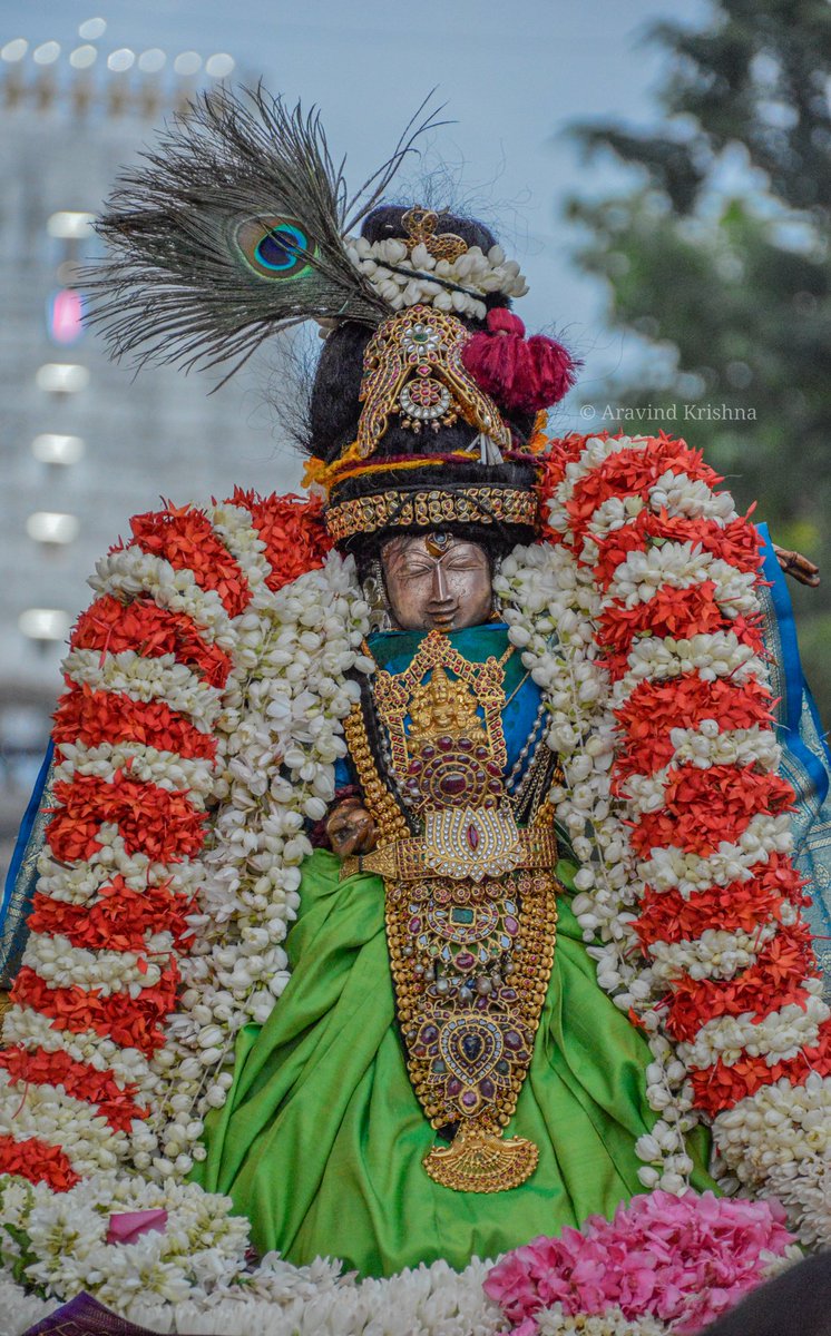 athigirii's tweet photo. Sree Jayanthi Utsavam - Sree Perumal &amp; Sree Kannan Purapadu - Uriyadi ❤️

#kanchipuram #Janmashtami2022 #krishnafortoday https://t.co/uEjN1ZI0Hi