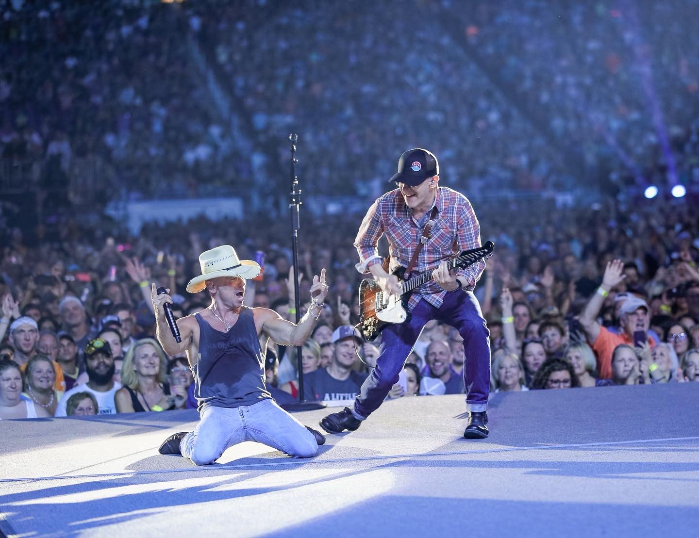 Kenny Chesney on Twitter "Last night in Detroit was so in the zone. So