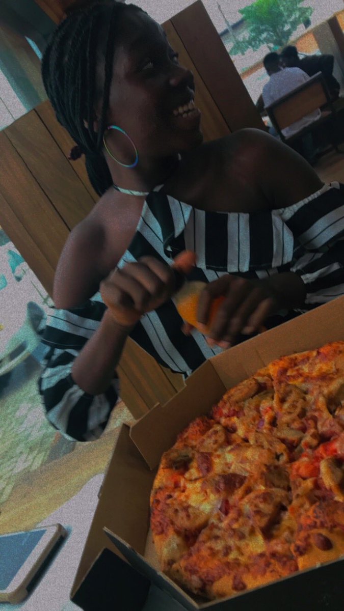 Lilapple543's tweet photo. Sundays are for enjoyment 🌚🥰🥰 https://t.co/ED13P6QWYS