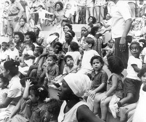 ¿Que podemos esperar de una contrarrevolución que intentó matar a 570 niños con fuego? Sí, así como lo lee: en 1980 incendiaron el círculo infantil Le Van Tam con niños y trabajadores adentro, hubo que sacarlos por las ventanas. Hoy buscan hacer lo mismo. #ProhibidoOlvidar