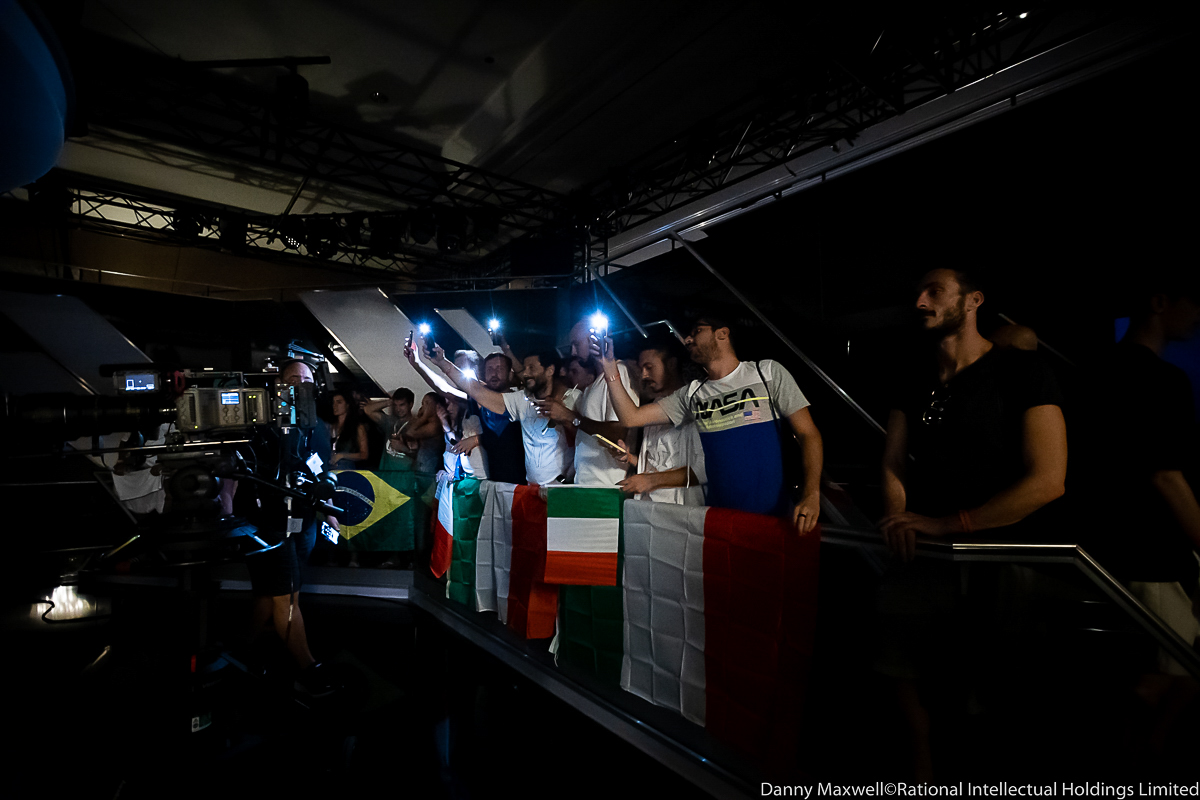 MannyDaxwell's tweet photo. All In &amp; Call at the #EPTBarcelona Main Event and the power goes out. Play will be back shortly. @PokerNews @PokerStarsBlog @PokerStarsLIVE https://t.co/TZl5163vL0
