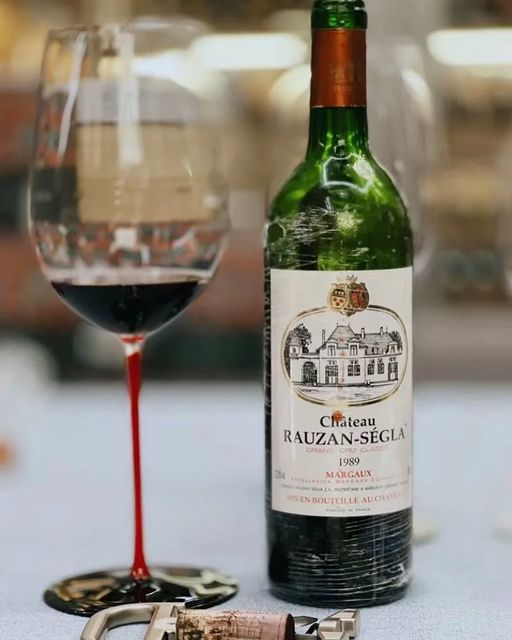herunling0215's tweet photo. The 1989 Margarita, tasting is really good.
#redwine
#紅酒
#moreysaintdenis
#chateauBatailley
#Tignanello
#romaneeconti
#chateauBertrand
#chateauRipon
#chateauLatour
#chateauvalandreaud
#chateauLamondo
#chateauMouton
#chateauHautBrion
#chateauMargaux
#chateauLafite
#Single https://t.co/REWUAzmeKs