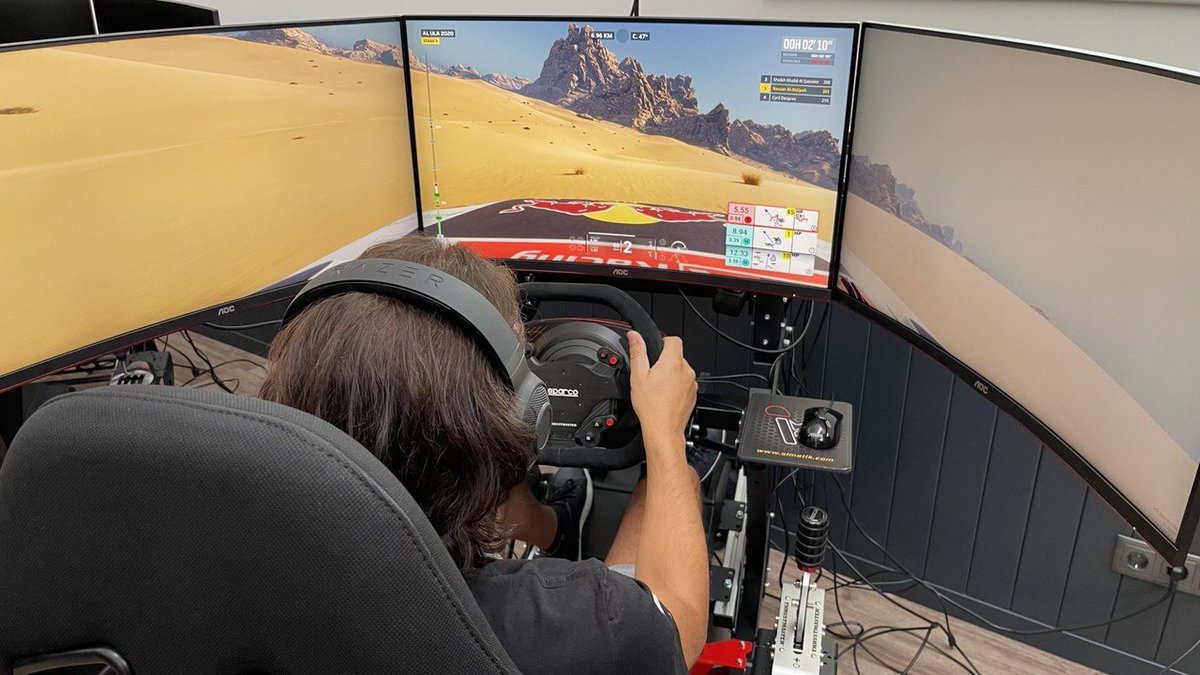 Pixel_THING's tweet image. #DakarDesertRally is approved by game director Paulo "Games"! Awesome! And the game looks stunning! Can't wait! :)

#Dakar #daretodrive #Offroad #rallyraid #Racing #gaming @DakartheGame @SaberPorto @SaberGames @dakar