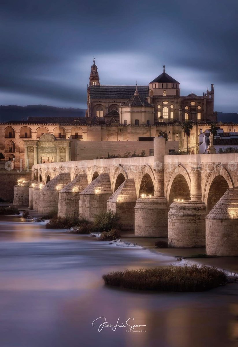 💙 "...porque de Córdoba hay que hablar hasta que el mundo se asombre".

#CórdobaEsp