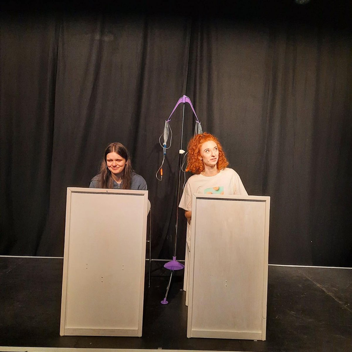 paperdolls2020's tweet photo. Tech rehearsal done! First show tomorrow at 2:20pm, @theSpaceUK Surgeons Hall, Haldane Theatre. See you there!  #edfringe #edfringe2022 #organdonation #hearttransplant #theatre #newwriting #paperdollstheatre #achangeofheart https://t.co/WxYv6OFbvF