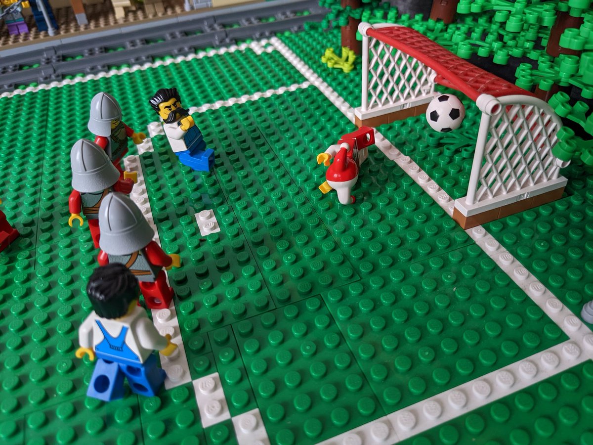 LocoLinkingrad's tweet photo. 72' - Di Orama with a brilliant scooped ball over the top which bypasses the Albion back line, and Brikan smashes it home first time! 1-2, game on! https://t.co/rtGY0vmvVw