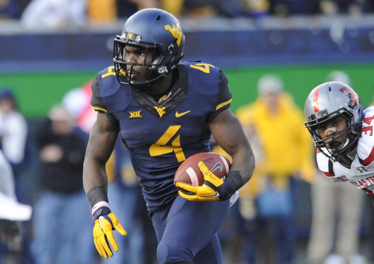 forgottenstuds's tweet photo. Wendell Smallwood - West Virginia
Led the Big 12 in Rushing Yards in 2015 https://t.co/K7BLd0P8Bt