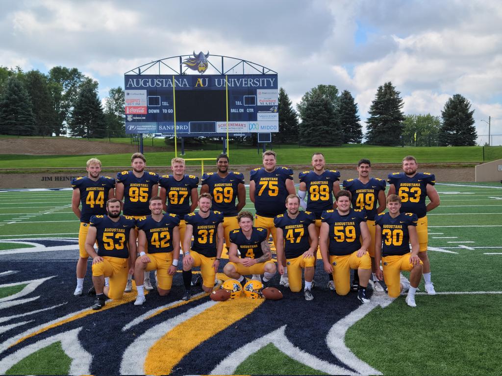coachscholten's tweet photo. #NEVikings https://t.co/fDaTNnSt33