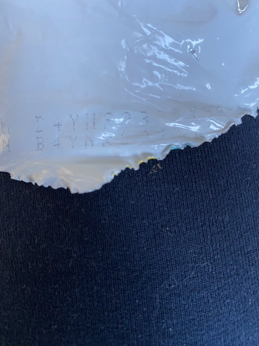 HanicksChris's tweet photo. @Pampers_UK we have opened the packet right on the code 😢. Can you help? https://t.co/3DLklif6md