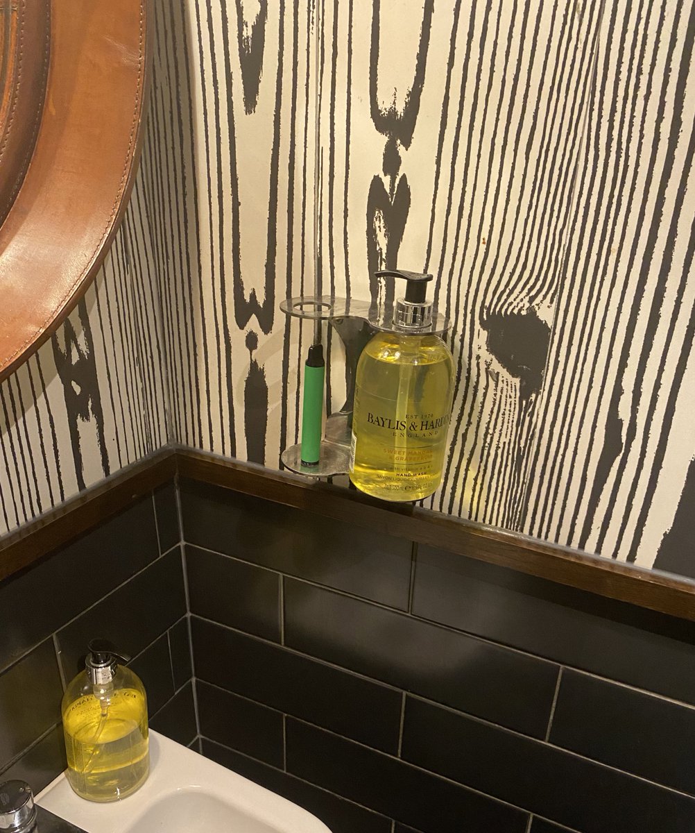 jaynewton's tweet photo. People say miller carter are boujee but I didn’t know they meant on this level https://t.co/8nYFtVhmF9
