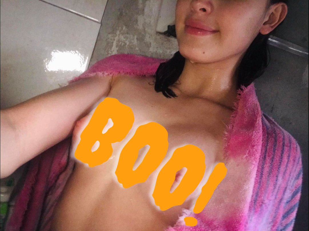 SweetLikeAlexa's tweet photo. peeekaaaboooo! 🫣🥰 Avail my contents for more DM me in TG: alexaalter1 😋

#alterph #AlterManila #alterbagets #alterpinayvideo #alterworld #alterpinay #altercavite #Alterbookings https://t.co/pZt47W40dM