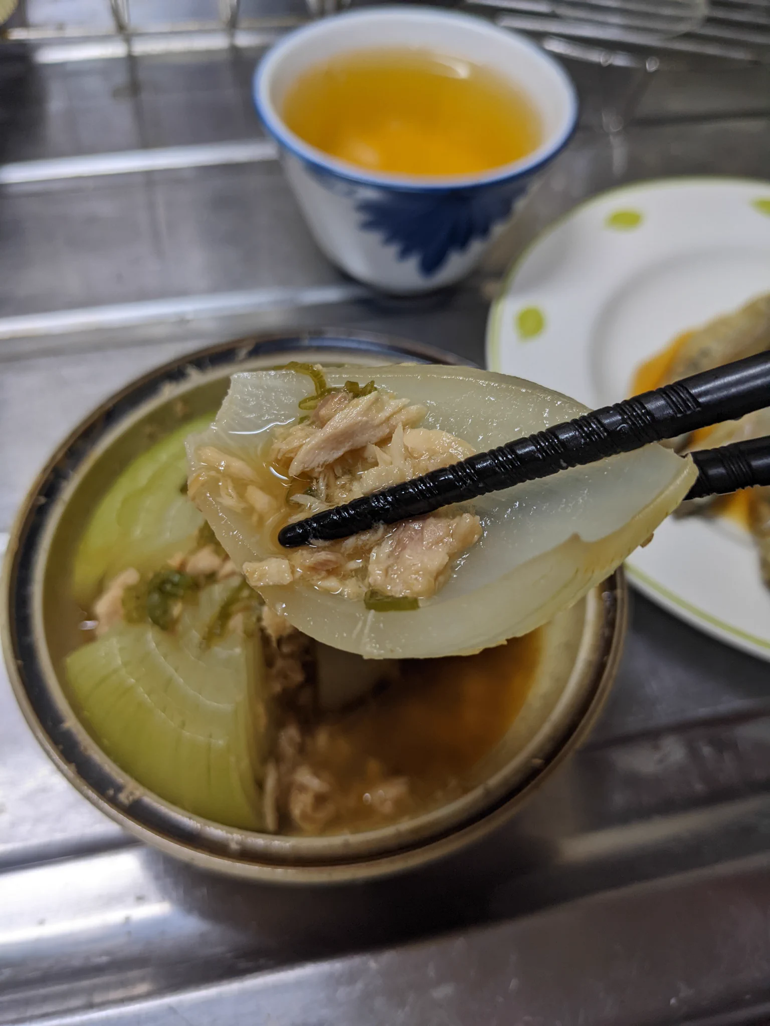 勝手にﾌｫﾛｰ入れて勝手に真似してます_(._.)_
つくってみました。
なるほど簡単で美味しい！
＃あでもﾊﾞﾀｰ忘れてたw  