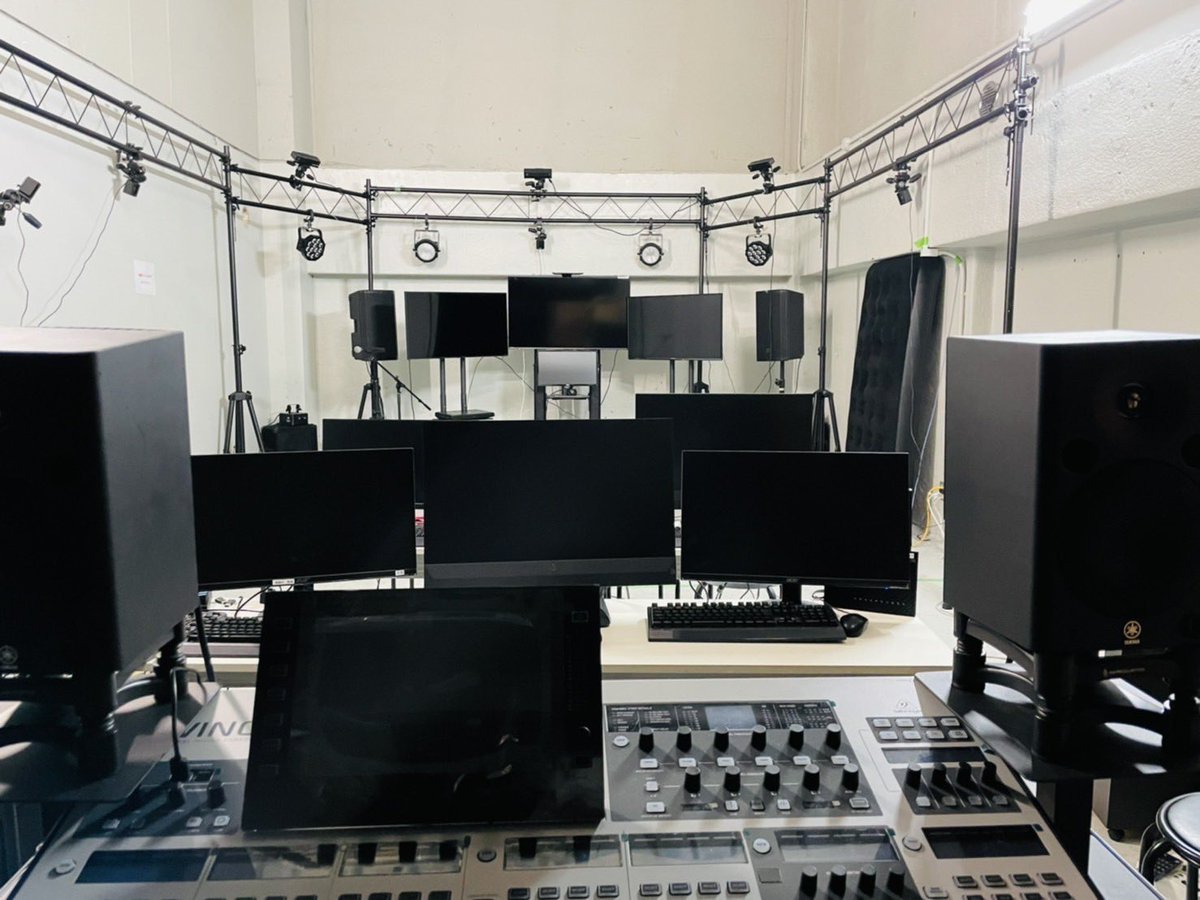 13 / 篠宮 tweet media