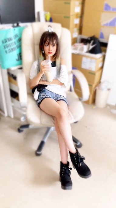 Twitterのコスプレ画像3