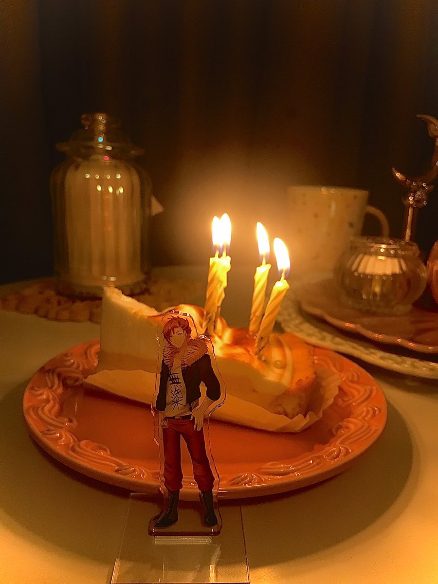 Twitter四周年㊗️🐯㊗️

タイガさん、元気かなぁ〜
(｡•́︿•̀｡)
 #山田虎太郎  #たいが絵巻