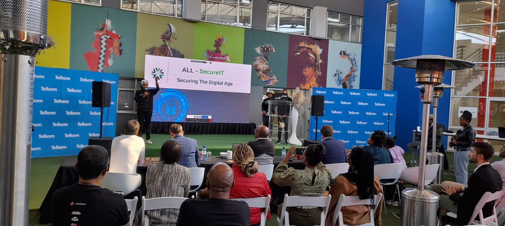 TelkomZA's tweet photo. Team #AllSecureIT securing their solution to our #SATNACCyberHack hackathon Theme! 🔥💻
@Amdocs
@SATNAC
@Geekulcha
@GEN22OnSloane
#TelkomFutureMakers
#GeeKulcha
#Unistream
#MakeitAmazing https://t.co/QTucflGuzC